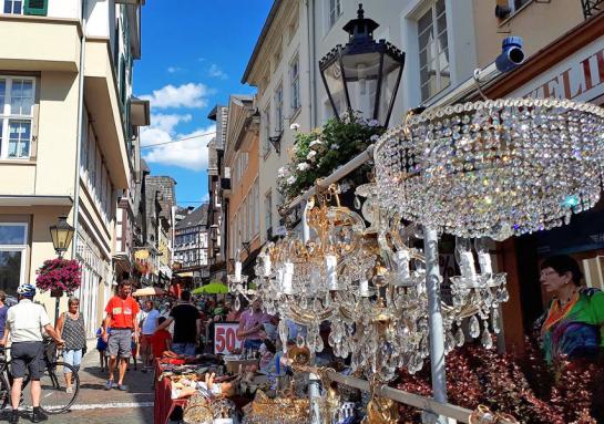 Antique and flea market