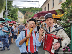 Art of Living Market